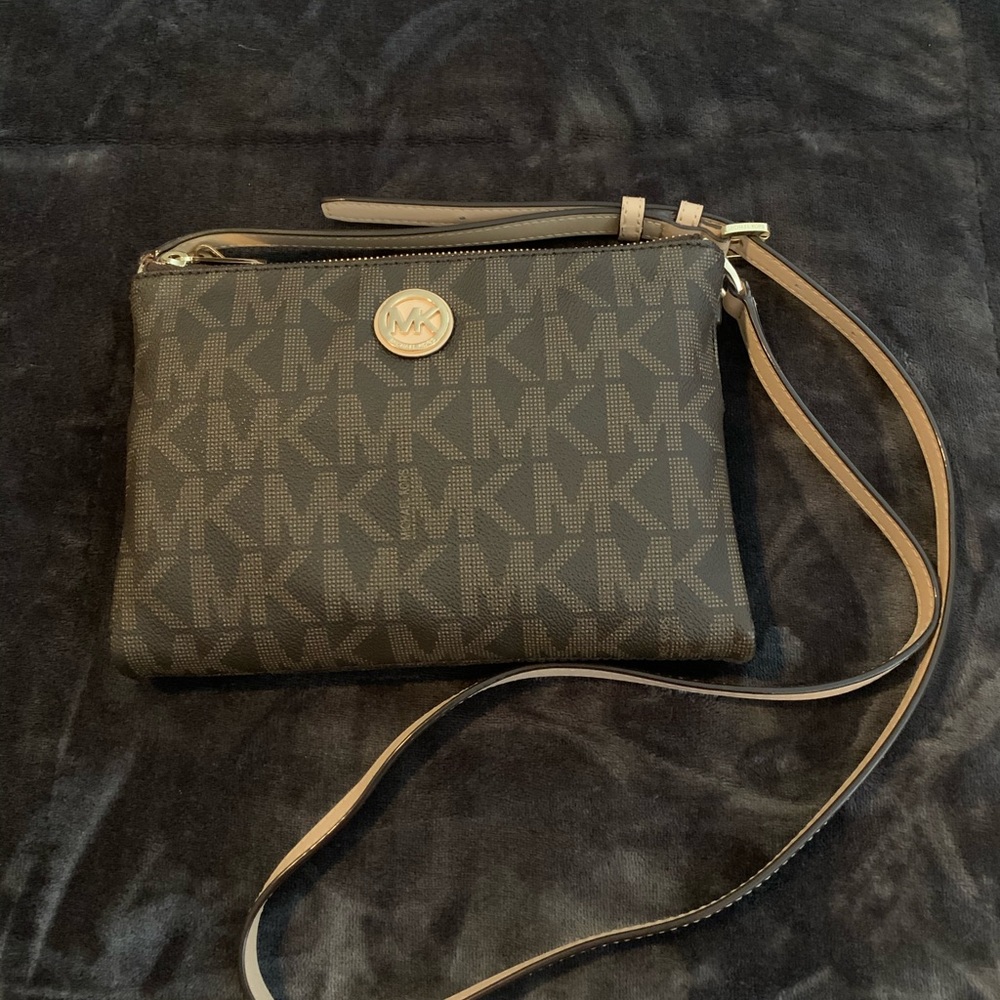 Michael Kors Crossbody